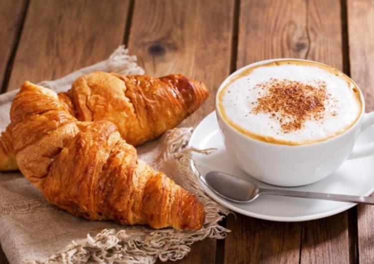 Leo's Colosseum - Private Couette-café
